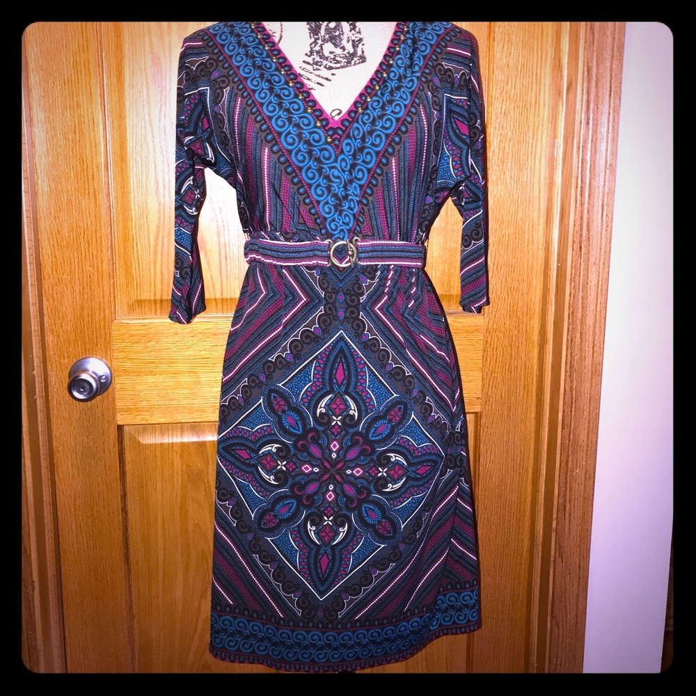 Multi color quarter sleeve dress